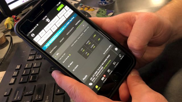 Arkansas Sports Betting Soars as March Madness Begins